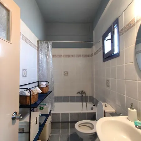 Philos House Agiakampos (Volos)